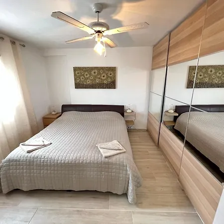 Grosses Familienhaus Teneriffa, Ruhige Lage Mit Traumterrasse, 