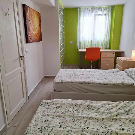 Grosses Familienhaus Teneriffa, Ruhige Lage Mit Traumterrasse, 